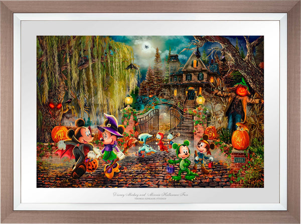 Disney Mickey and Minnie Halloween Fun